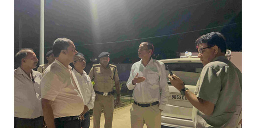 DM के औचक निरीक्षण में खुली स्वास्थ्य व्यवस्था की पोल, बंद मिला बड़हिया CHC